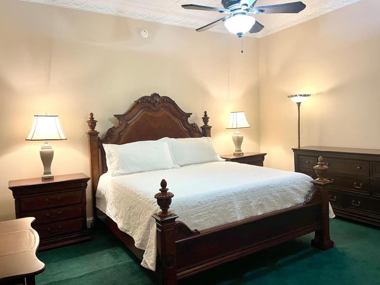 The Eastland Historic Hotel- Imperial Room מראה חיצוני תמונה